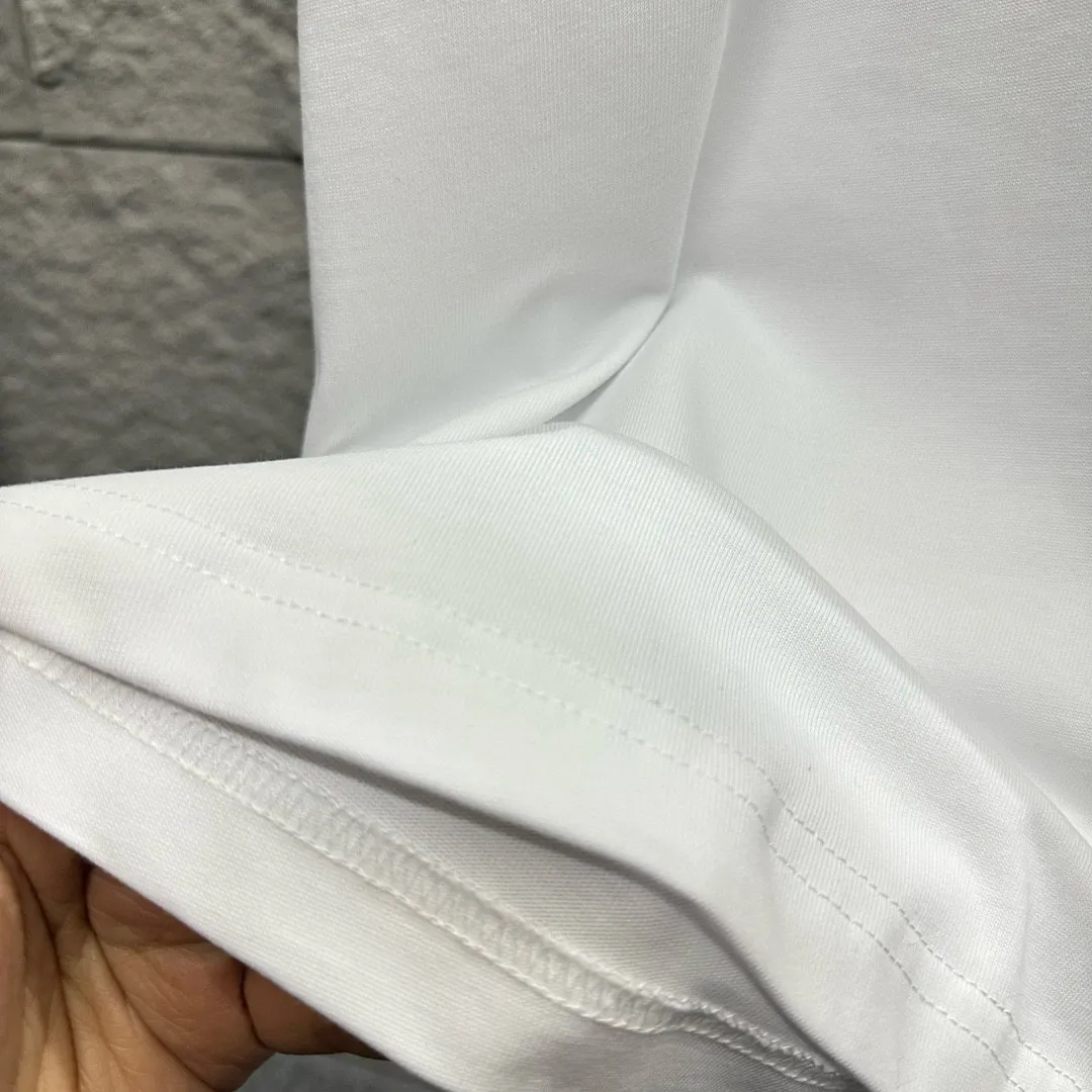 Moncle* *2025 New Arrival Classic Black White T Same Style Size： S （90-130 ） M （120-150 ） L （140-165 ） XL （160-180 ） XXL （180-210 ） ：Black White